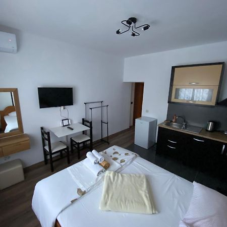Elti Apartment Saranda Zewnętrze zdjęcie